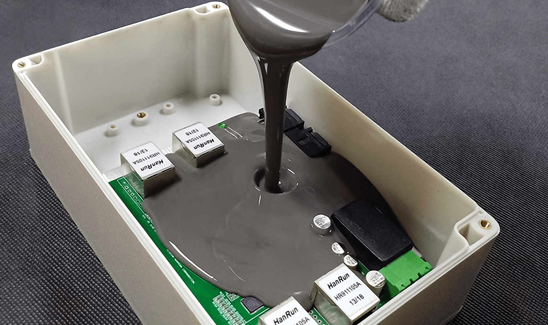 Comprehensive Analysis of Silicone Rubber: Types, Formulations, Manufacturing Processes and Full-Scale Applications